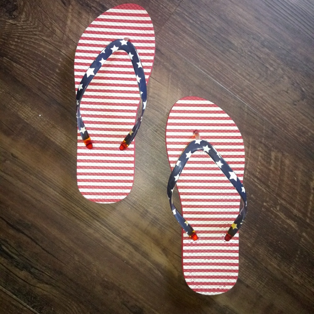 Americana flip flops